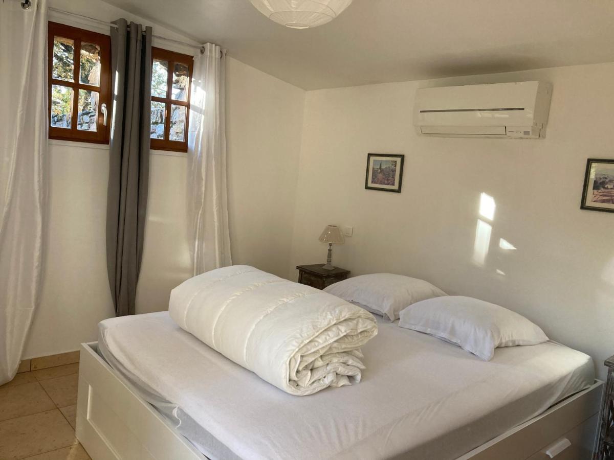 Gite Encore Un Soir Hyères Exterior foto
