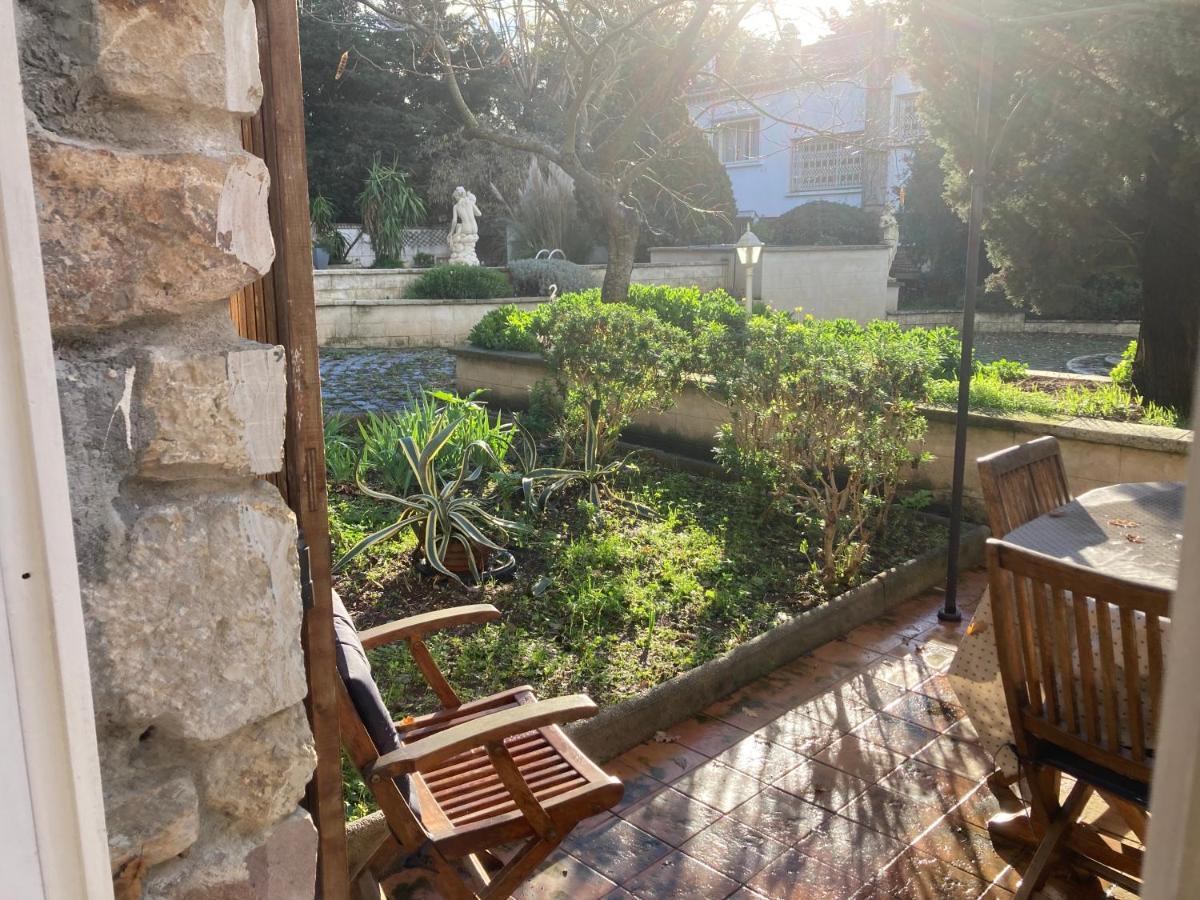 Gite Encore Un Soir Hyères Exterior foto